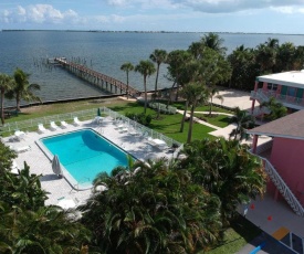 Caribbean Shores Graceland Lodgings