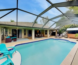 Luxury Retreat - Office, Lanai, Pool & Tiki Bar home