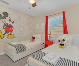 Lake View and Mickey Room! Stunning Home NEAR DISNEY! #5SL851