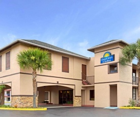 Days Inn by Wyndham Kissimmee West