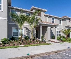 Four-Bedroom Townhome Davenport