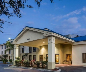 Days Inn & Suites by Wyndham Lakeland