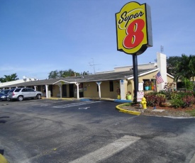 Super 8 by Wyndham Lantana West Palm Beach