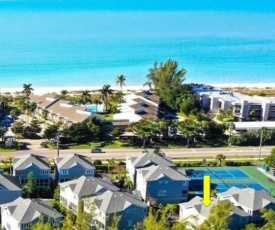 Spacious 2 Bdrm Longboat Key Condo