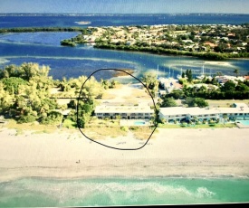 The Beach on Longboat Key - Studio 103 , 1 bdrm 225