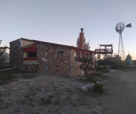 La loma del chivo-Stone Cottage(alternative building)