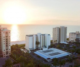 We Are Open, Beachfront, and Booking! 3 Bed Beachfront Beauty at the Apollo!!