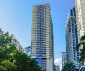 ** Amazing Condo @Brickell 2/2 and POOL***Club 1715