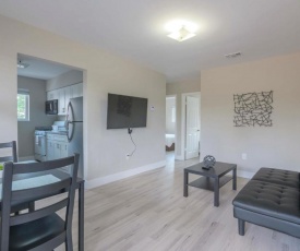 Contemporary 2BR Apartment in Midtown-Wynwood