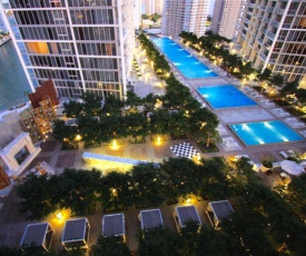 Luxury Waterfront Condo In The Urban Oasis At Icon-Brickell Free Spa