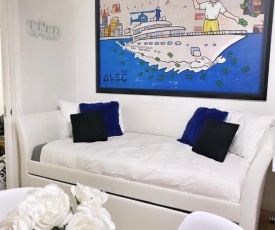 2 Bedroom Ocean Drive Newly Renovated