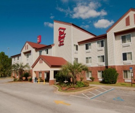 Red Roof Inn & Suites Pensacola East - Milton