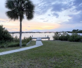 Waterfront Cedar Key Duplex Home with Private Dock!