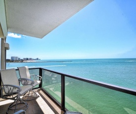 440 West 607N 6th Floor 440 West Condo with Stunning Water View. 23148