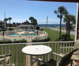 Tradewinds Condominium #26 by Destin Getaways