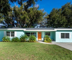 Bright & Airy Clearwater House 5 Miles to Beach! home