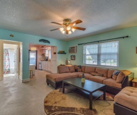 Captain's Quarters - Weekly Rental apts