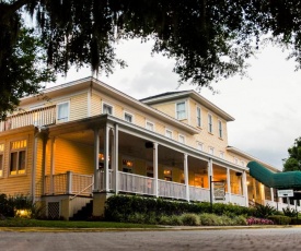 Lakeside Inn on Lake Dora