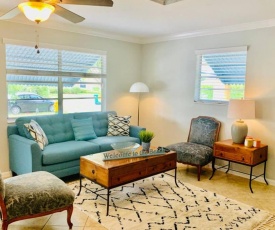 Steps to the Beach - Naples-Beachhouse 3BR2BA - Pet friendly