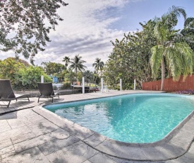 Chic Canalside Home 6 Mi to Fort Lauderdale!