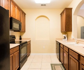 Comfortable Vacation Apartment at Vista Cay apt 307