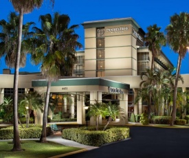 DoubleTree by Hilton Palm Beach Gardens