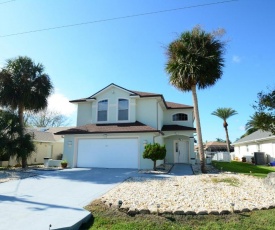 PARADISE POINT Water Front Pool Home - Bring your fishing gear and kayaks