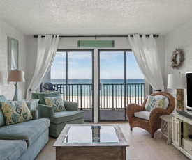 Beachfront 2BR 2 BA with Spectacular Views! Newly Renovated!!