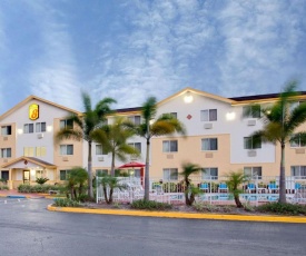 Super 8 by Wyndham Clearwater/St. Petersburg Airport