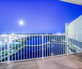 10th Floor Nex to The 10th Floor Pool! 3 BD, Great Amenities And Location