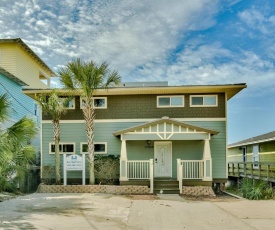 Sandy Bottoms - Fabulous West End Beach House & Hot Tub!