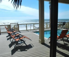 The Lighthouse 6 Bd Home with Beachfront Pool and Hot Tub