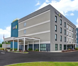 Home2 Suites Pensacola I-10 At North Davis Hwy