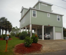 Bedroom 3 Bath Beach View- Short Walk To The Beach - Like New Home