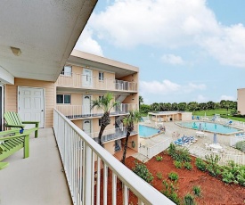 Modern Ocean Tennis & Racquet Club Condo with Pools condo