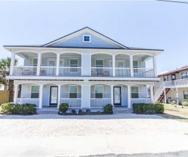 Avery's Ocean Breeze, 6 Bedrooms, Sleeps 12, Pet Friendly, Ocean View