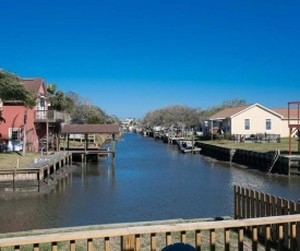 Canal Front Home! Walk to Beach, Porch, Fishing