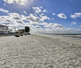 St Pete Condo with Heated Pool - Less Than 1 Mi to Beach!