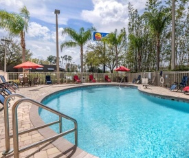 Comfort Inn & Suites Orlando North