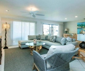 Enjoy sunsets at spacious condo by Bowman's Beach - Blind Pass B105