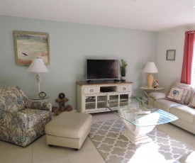 Family style resort condo on Sanibels quiet west end - Blind Pass E108