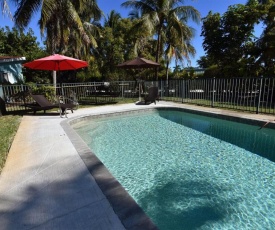 Palms of Sanibel Blue Cottage