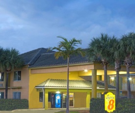 Super 8 by Wyndham Dania/Fort Lauderdale Arpt