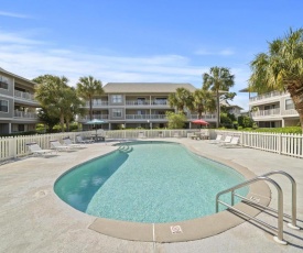 Renovated Beachwood Villas Condo! Ground Level - Walk Out to the Pool!