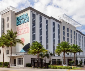 Hotel Dello Ft Lauderdale Airport, Tapestry Collection by Hilton