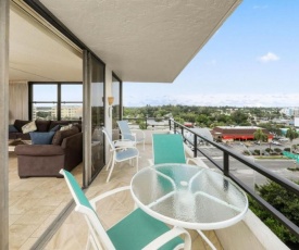 Luxury Private Apartment on The Anchorage, Siesta Key Apartment 1028