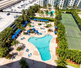 One Bedroom Apartment in Sunny Isles Beach Walking Distance to Beach