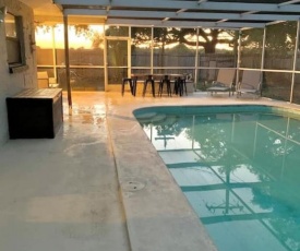 Horizon Oasis Pool Home Double Master