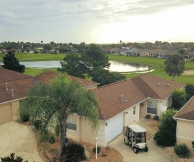 House on Golf Course - 2 half Miles to Lake Sumter!