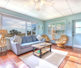 Tropic Terrace Suite #27 - Beachfront Rental condo